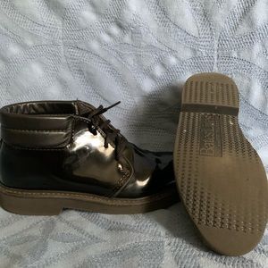 Bates boots good condition (used) glossy finish❤️